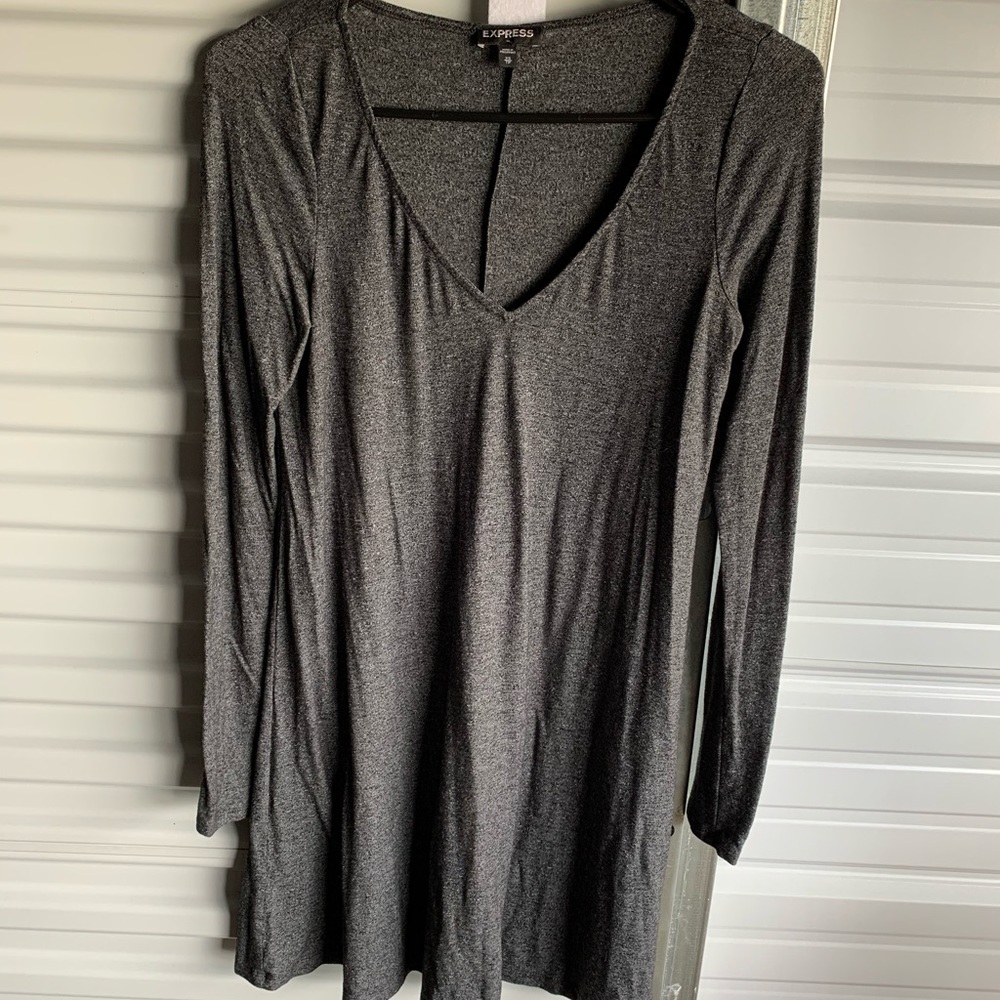 3/$12 Long sleeve skater dress XS express